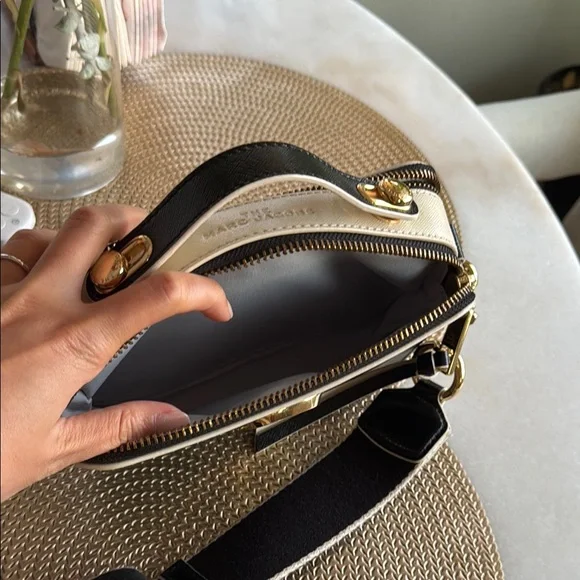 Marc Jacobs Black and Gold Crossbody Bag with Chic Elegance